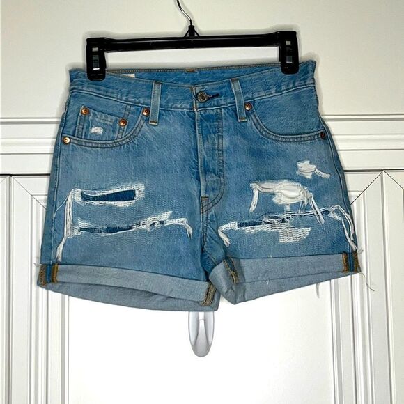 Levi's Premium Mid Rise 501 Shorts Size 24 - Picture 1 of 8